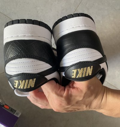 Nike Sb Dunk Low Og Qs Supreme