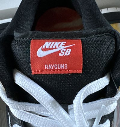 Nike Sb Dunk Low Raygun