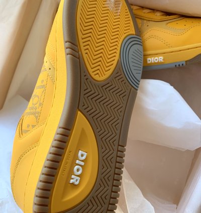 Dior B27 Low World Tour Yellow