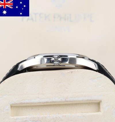 Patek Philippe Aquanaut 2008 Patek Philippe Auqanaut Black Date 40mm 5167a-001