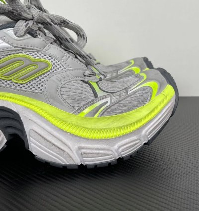 Balenciaga 10xl Low-top Sneakers whitegreyyellow