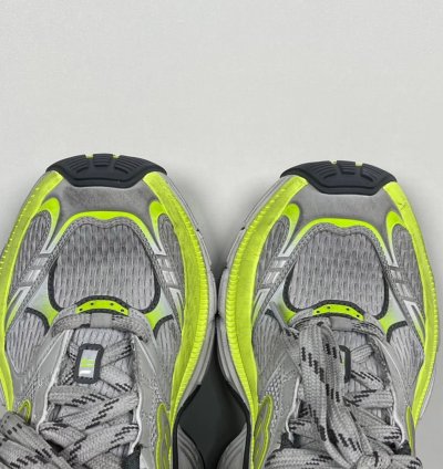Balenciaga 10xl Low-top Sneakers whitegreyyellow