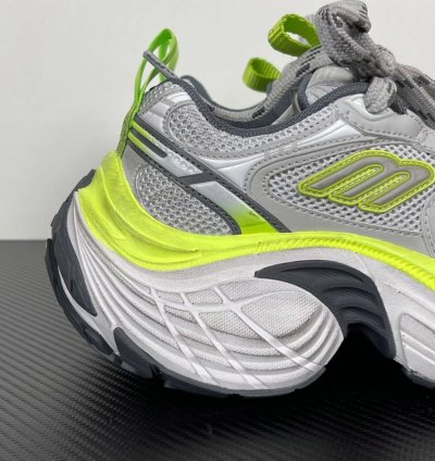 Balenciaga 10xl Low-top Sneakers whitegreyyellow