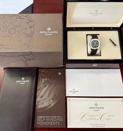 Patek Philippe Aquanaut 2018 Aquanaut 5167a Box Papers