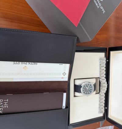 Patek Philippe Aquanaut 2019 Like-new Full Set With Bracelet