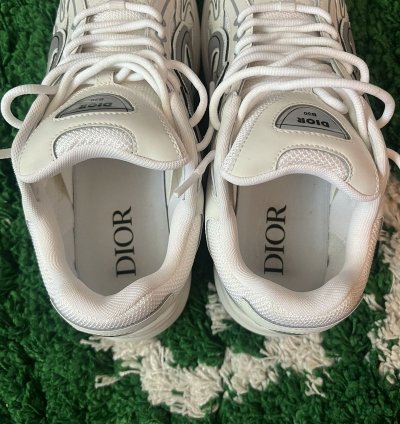 Dior B30