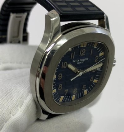 Patek Philippe Aquanaut 36mm Steel - Blue Dial - Blue Rubber Strap 5066a-010