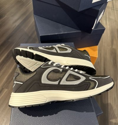 Dior B30 Black Olive 42 Fit 9 Us