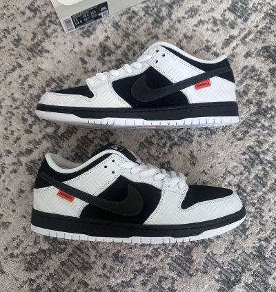 Nike Sb Tightbooth Dunk Low Sz 11 Brand New