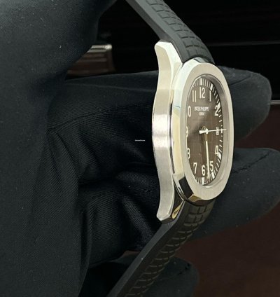 Patek Philippe Aquanaut 40mm Black Dial Rubber Steel Strap Watch 5167 1a-001