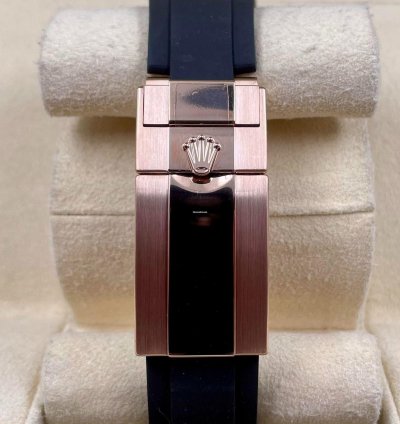 Rolex Daytona 116515ln Rose Gold Oysterflex Sundust Baguette Dial Unworn 2023
