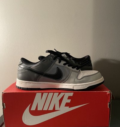 Nike Dunk Low Premium Sb Lunar Eclipse West