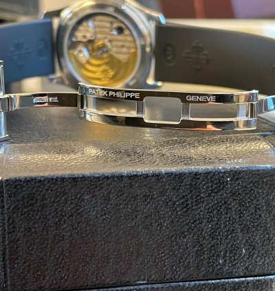 Patek Philippe Aquanaut 5065a-001