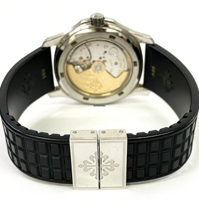 Patek Philippe Aquanaut 5066a-001 Stainless Steel Black Dial Black Rubber Strap