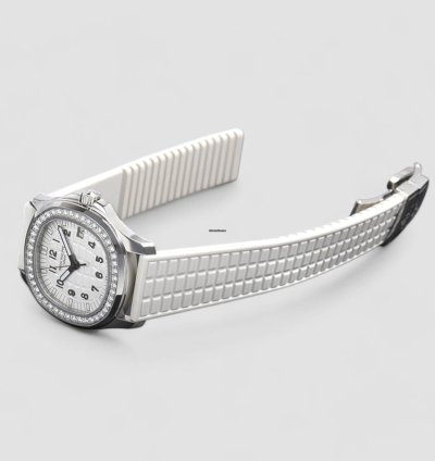 Patek Philippe Aquanaut 5067a Ladies Luce Ss White