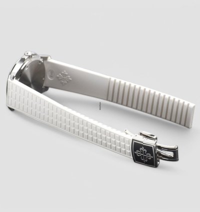 Patek Philippe Aquanaut 5067a Ladies Luce Ss White