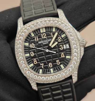 Patek Philippe Aquanaut 5069g-001