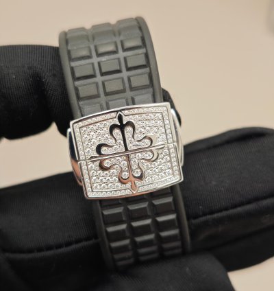 Patek Philippe Aquanaut 5069g-001