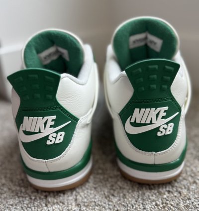 Nike Sb Air Jordan 4 Retro Sp Pine Green 2023 Size 10