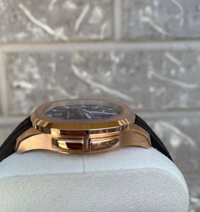 Patek Philippe Aquanaut 5164r-001 Rose Gold Aquanaut