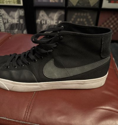 Nike Sb Blzr Court Mid