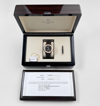 Patek Philippe Aquanaut 5164r-001 Travel Time Brown Dial Rose Gold 2021