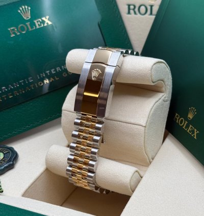 Rolex Datejust 36 New 2025 Mop Diamond Dial Two Tone Yellow Gold Diamond Bezel Jubilee Bracelet