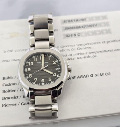 Patek Philippe Aquanaut 5167 1a 40mm Auto Luxury Watch Gorgeous 2010 Papers