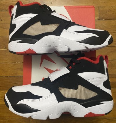 Size 9 5 - Nike Air Diamond Turf 49ers Deion Sanders Men