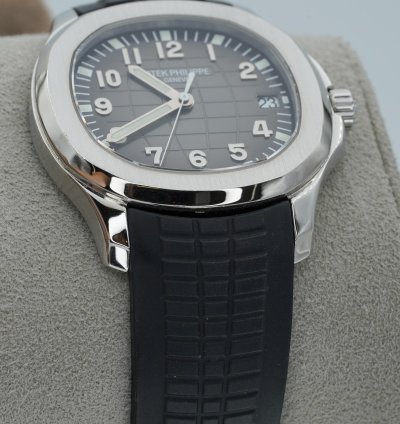 Patek Philippe Aquanaut 5167a Stainless Steel Black Dial Bracelet And Rubber
