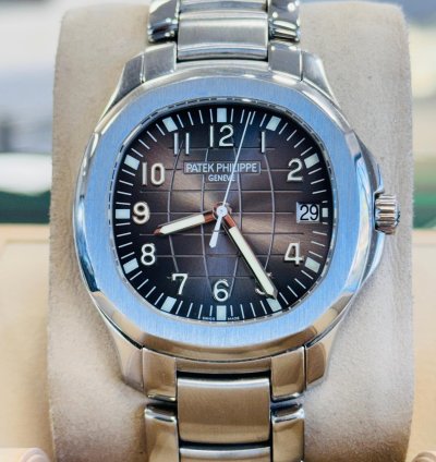 Patek Philippe Aquanaut 5167a Steel Black Dial 40mm Stainless Steel Bracelet Mint