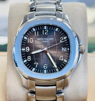 Patek Philippe Aquanaut 5167a Steel Black Dial 40mm Stainless Steel Bracelet Mint