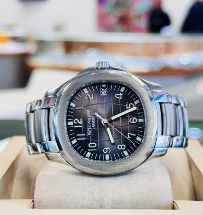 Patek Philippe Aquanaut 5167a Steel Black Dial 40mm Stainless Steel Bracelet Mint