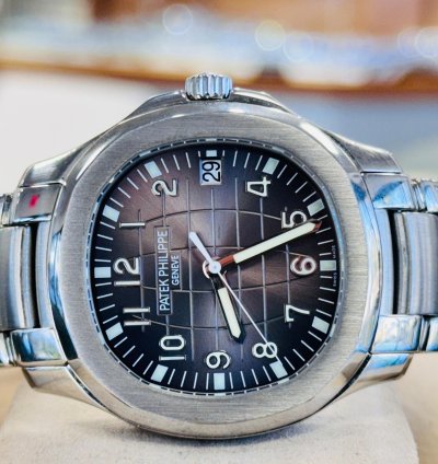 Patek Philippe Aquanaut 5167a Steel Black Dial 40mm Stainless Steel Bracelet Mint