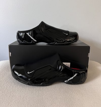 Supreme Nike Clogposite In Black