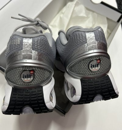 Supreme Nike Dn Silver Bullet
