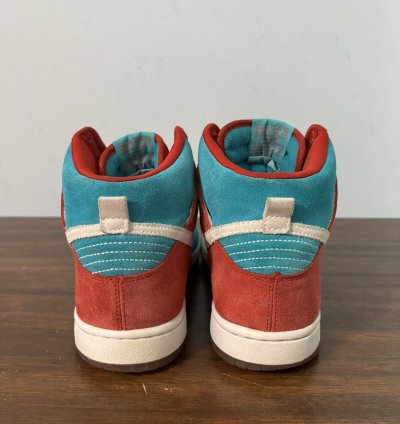 Nike Sb Dunk High Bloody Gums