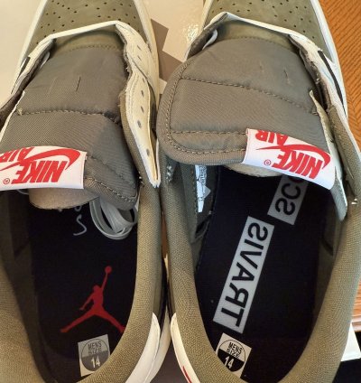 Travis Scott Air Jordan 1 Low Reverse Olive