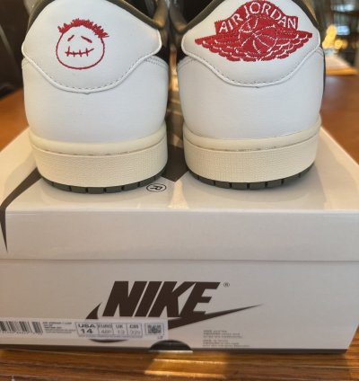 Travis Scott Air Jordan 1 Low Reverse Olive