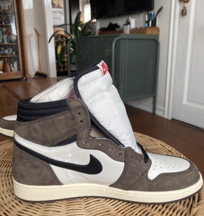 Travis Scott Air Jordan 1 Retro High Og Mocha