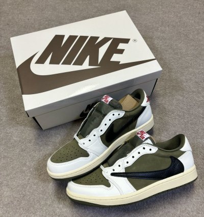 Travis Scott Air Jordan 1 Retro Low Og Sp Medium Olive