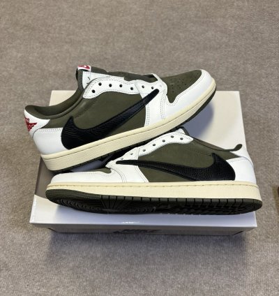 Travis Scott Air Jordan 1 Retro Low Og Sp Medium Olive