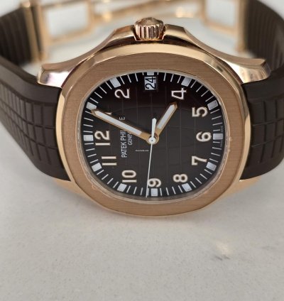 Patek Philippe Aquanaut 5167r-001 18k 40mm Brown Dial Watch 2010 Papers