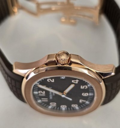 Patek Philippe Aquanaut 5167r-001 18k 40mm Brown Dial Watch 2010 Papers