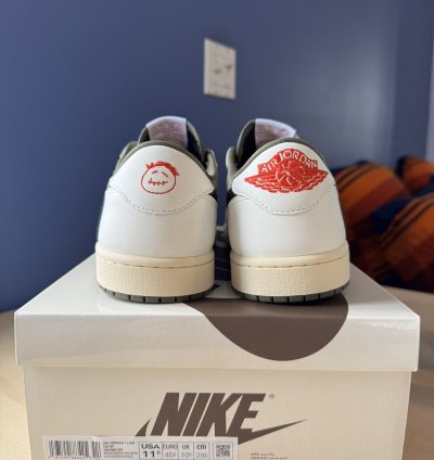 Travis Scott Jordan 1 Low Medium Olive