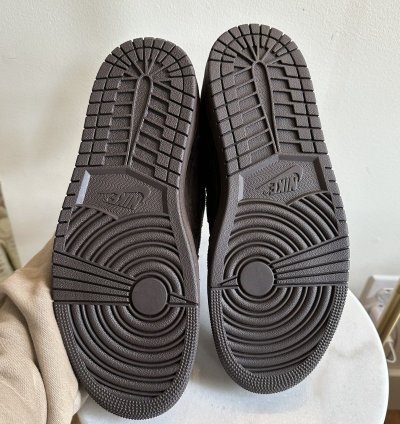 Travis Scott Jordan 1 Low Og Sp Dark Mocha Velvet Brown