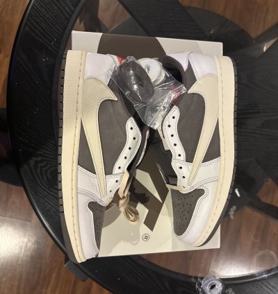 Travis Scott Jordan 1 Low Reverse Mocha