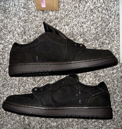 Travis Scott Jordan 1 Low Velvet Brown