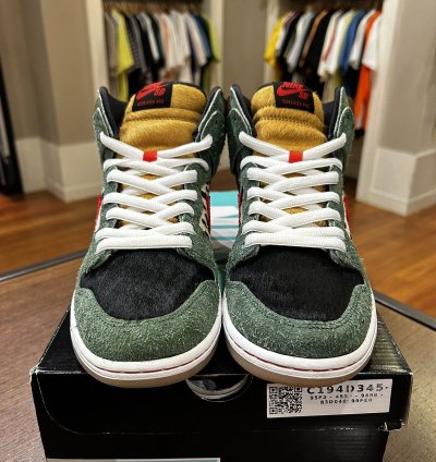 Nike Sb Dunk High Dog Walker