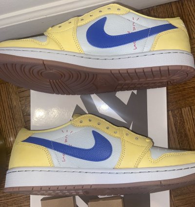 Travis Scott Jordan 1 Retro Low Canary
